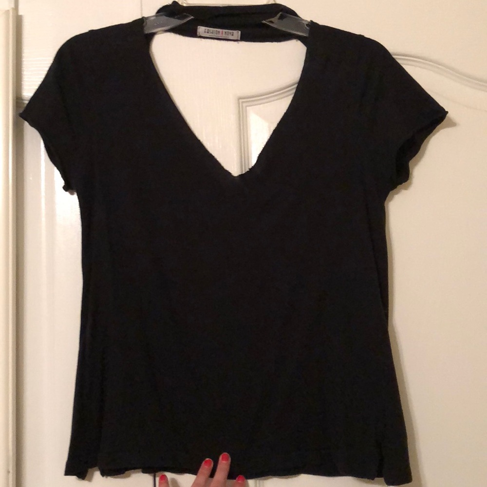 chocker short sleeve top
